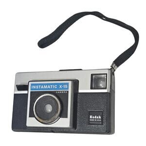 1970s Kodak Instamatic X-25 Point and Shoot Film Black Camera